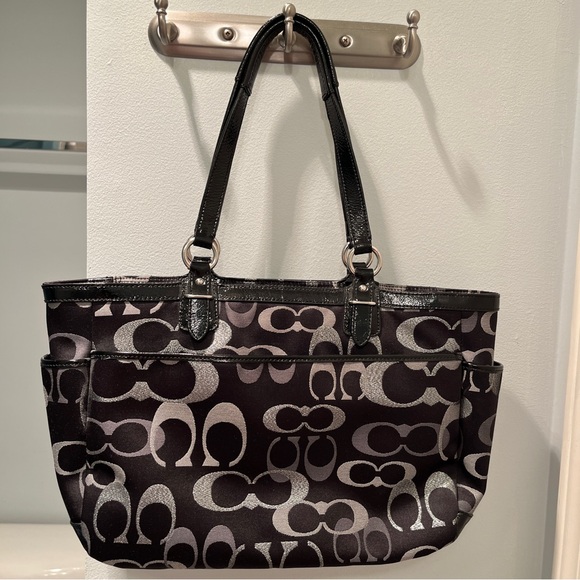 Authentic Coach Gallery Signature 3 Color Lurex Tote Bag - Black/Gray/Silver - Picture 2 of 12